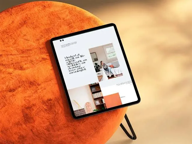 Bảng quản trị dịch vụ khách của Agency hiển thị trên tablet: website, email, hosting và SSL