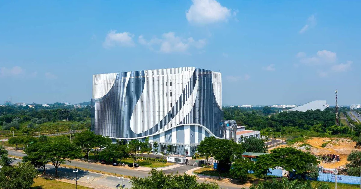 Toà nhà trung tâm dữ liệu VNPT IDC chuẩn Tier 3 trong mạng lưới viễn thông toàn quốc