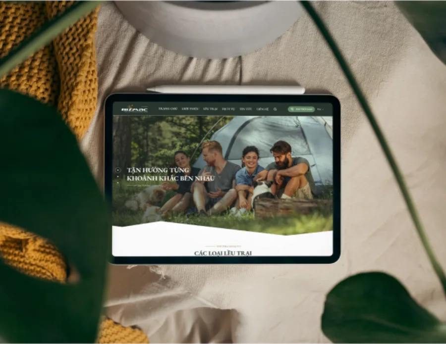 Giao diện website Glamping do BizMaC thiết kế